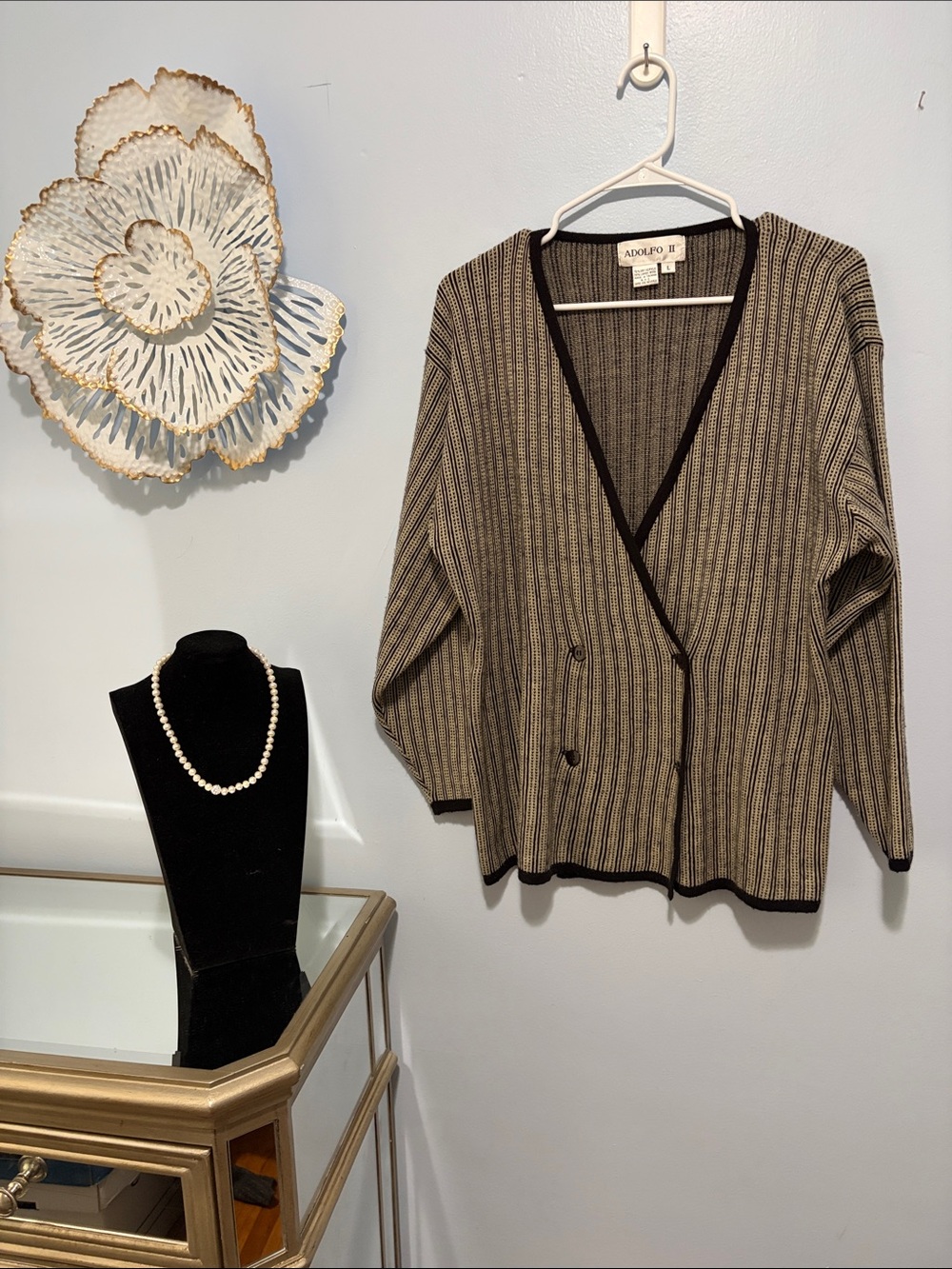 Adolfo Black and Cream Ribbed V-Neck Cardigan